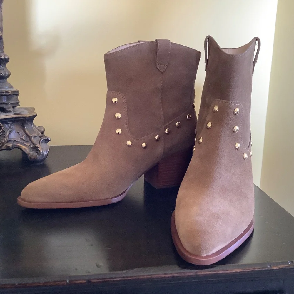 Coach Pauline Suede Bootie Western Style Coconut SZ 9 NWOT